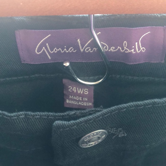 Black jeans - Picture 2 of 4